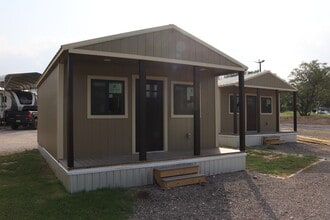 801 Silver Creek Azle Rd in Azle, TX - Building Photo - Building Photo
