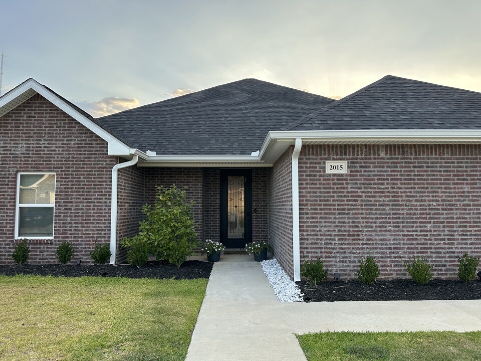 2015 Luke Ln in Deridder, LA - Building Photo