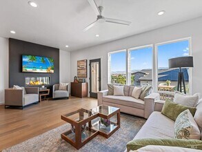 1251 E Echelon Rdg Ln in Boise, ID - Building Photo - Building Photo