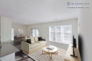 1 Avalon Way in Plymouth, MA - Building Photo