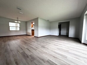 947 N Atmore Cir in Deltona, FL - Building Photo - Building Photo