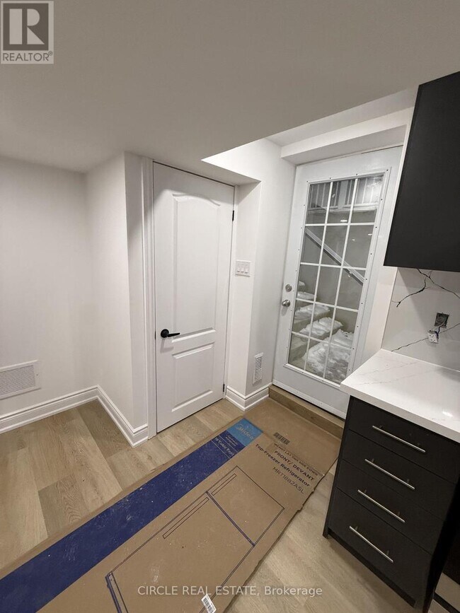 2971 Westoak Trails Blvd in Oakville, ON - Building Photo - Building Photo