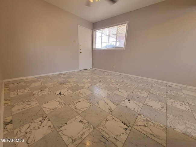 1421 St Johns Dr in El Paso, TX - Building Photo - Building Photo