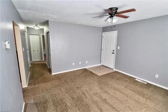 349 Rosemont Ave, Unit 349 in Youngstown, OH - Building Photo - Building Photo