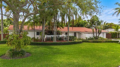 9780 SW 118th St in Miami, FL - Building Photo - Building Photo
