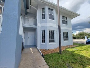 8313 Bernwood Cove Loop, Unit 1211 in Ft. Myers, FL - Building Photo - Building Photo