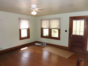 450 S Painter Rd in Cullowhee, NC - Building Photo - Building Photo