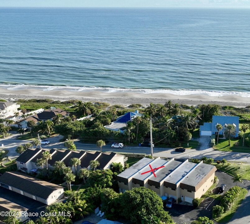 1606 Atlantic St in Melbourne Beach, FL - Building Photo
