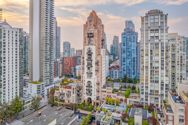 Grace Tower in Vancouver, BC - Building Photo - Building Photo