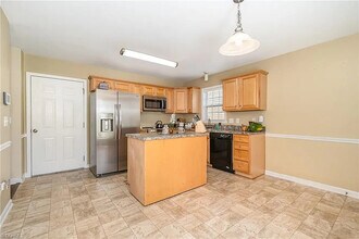 1214 Waterlyn Dr in Greensboro, NC - Building Photo - Building Photo