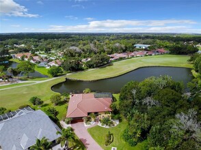 6134 Misty Oaks Dr in Sarasota, FL - Building Photo - Building Photo