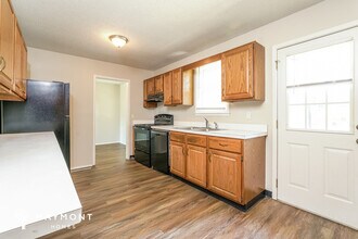 1606 Quail Dr in Greensboro, NC - Building Photo - Building Photo