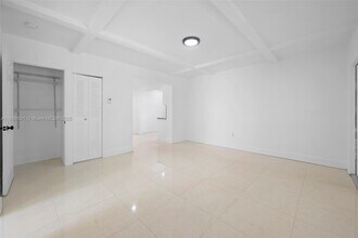 9312 NW 3rd Ave in Miami Shores, FL - Foto de edificio - Building Photo