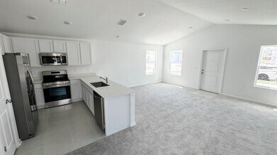 1661 Teagan Ln in Winter Haven, FL - Building Photo - Building Photo