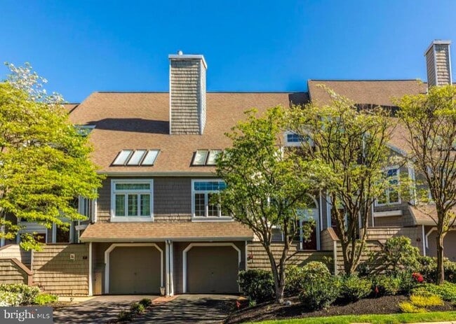8 Wellfleet Ln in Chesterbrook, PA - Building Photo - Building Photo