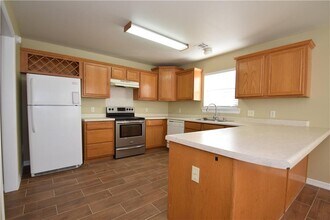 906 SW Navajo Dr in Bentonville, AR - Building Photo - Building Photo