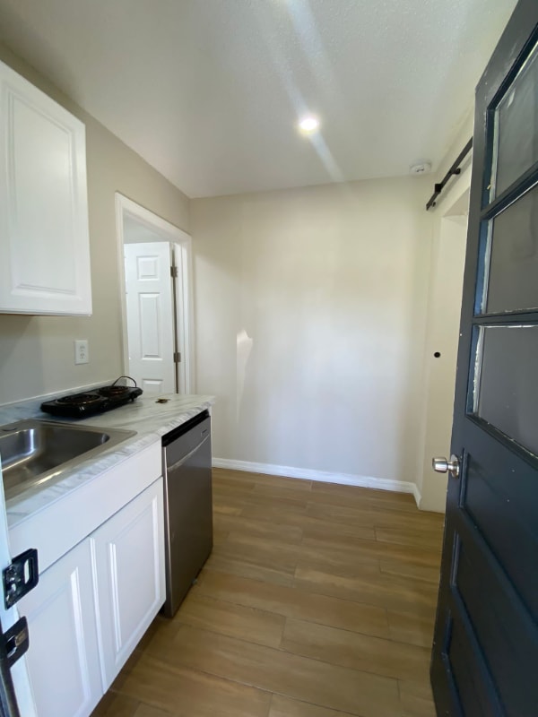 2394 Orange Center Blvd in Orlando, FL - Building Photo - Building Photo