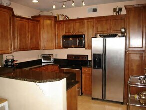 20801 N 90th Pl, Unit 227 in Scottsdale, AZ - Building Photo - Building Photo