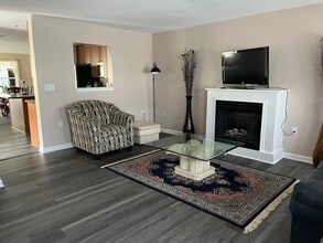 199 Rumbling Rock Rd, Unit Townhome in Hedgesville, WV - Building Photo - Building Photo