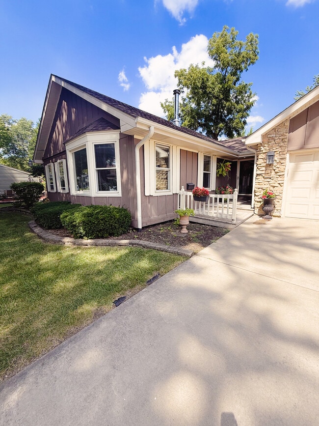 property at 557 Hardin Ave