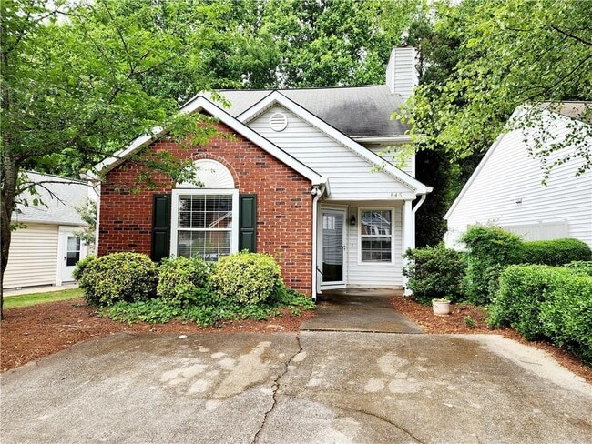 property at 645 Crossbridge Alley