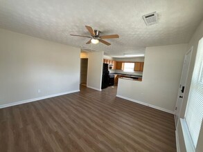 3651 Ten Oaks Cir in Powder Springs, GA - Building Photo - Building Photo