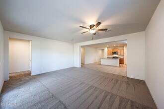13602 W Copper Leaf Ln in Peoria, AZ - Building Photo - Building Photo