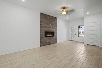 6315 Escondido Dr in El Paso, TX - Building Photo - Building Photo