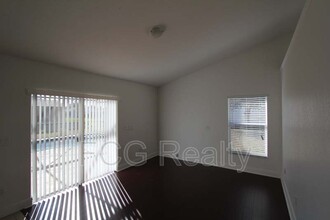 132 Sunward Run in Davenport, FL - Building Photo - Building Photo
