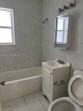 4280 NE 16th Ave in Pompano Beach, FL - Building Photo - Building Photo