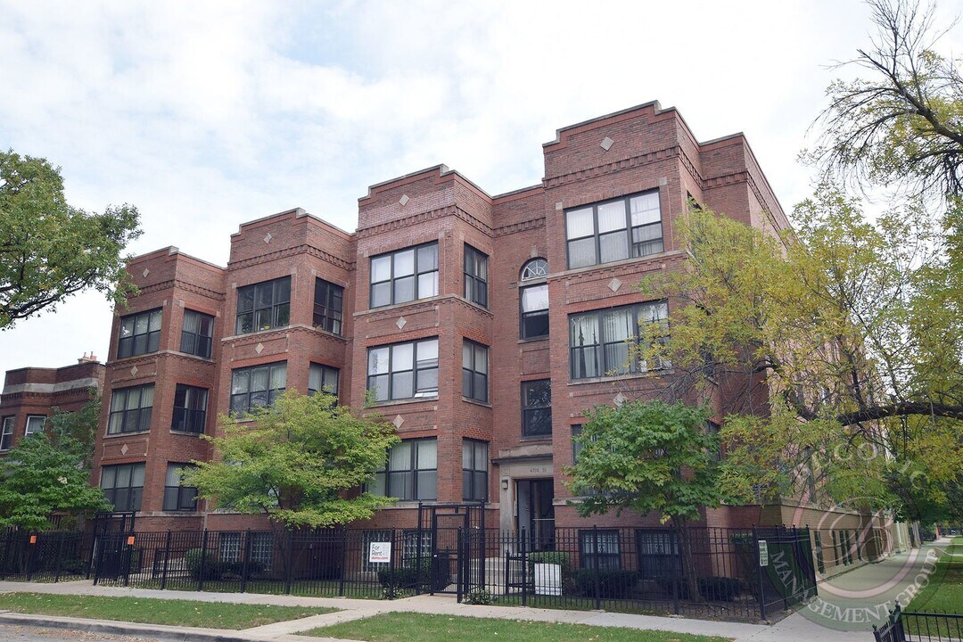 4707 N Albany Ave, Unit 1 in Chicago, IL - Building Photo