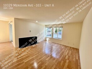 10329 Meridian Ave N-Unit -Unit A in Seattle, WA - Building Photo - Building Photo