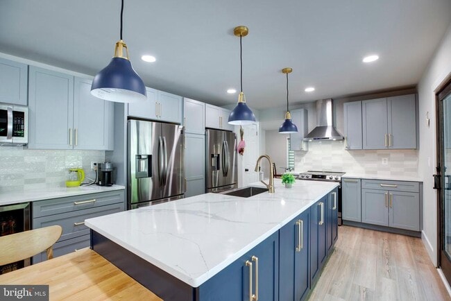 5352 Sideburn Rd in Fairfax, VA - Building Photo - Building Photo