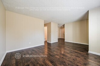 16152 E Radcliff Pl in Aurora, CO - Building Photo - Building Photo