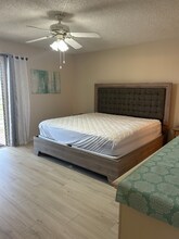 4087 Cornwall E in Boca Raton, FL - Foto de edificio - Building Photo