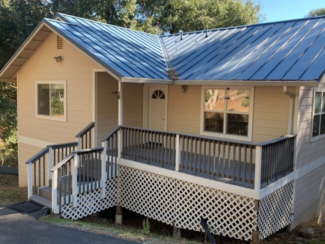 property at 3434 Paydirt Dr