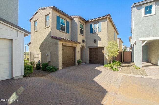 property at 4830 S Ferric