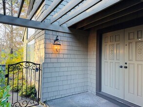 416 Ridge Gate Rd in Orinda, CA - Building Photo - Building Photo