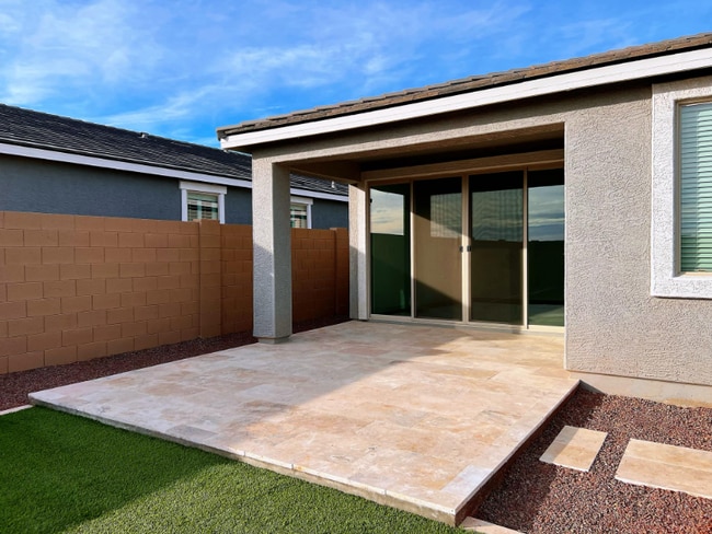 7679 W Saddlehorn Rd in Peoria, AZ - Foto de edificio - Building Photo