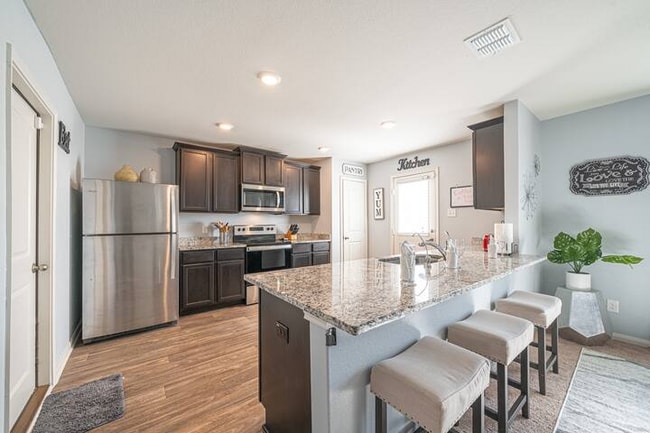 11922 Lake Park in San Antonio, TX - Foto de edificio - Building Photo