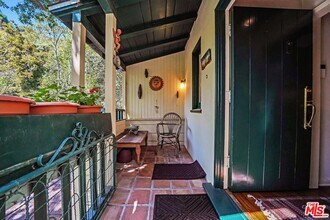 7503 Willow Glen Rd in West Hollywood, CA - Building Photo - Building Photo