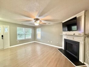 4205 Brookvalley Dr in Raleigh, NC - Building Photo - Building Photo