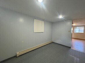 88 Albion St, Unit 4 in Somerville, MA - Foto de edificio - Building Photo