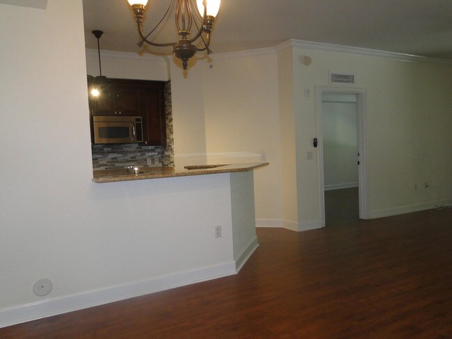 1 Renaissance Way-Unit -108 in Boynton Beach, FL - Building Photo - Building Photo