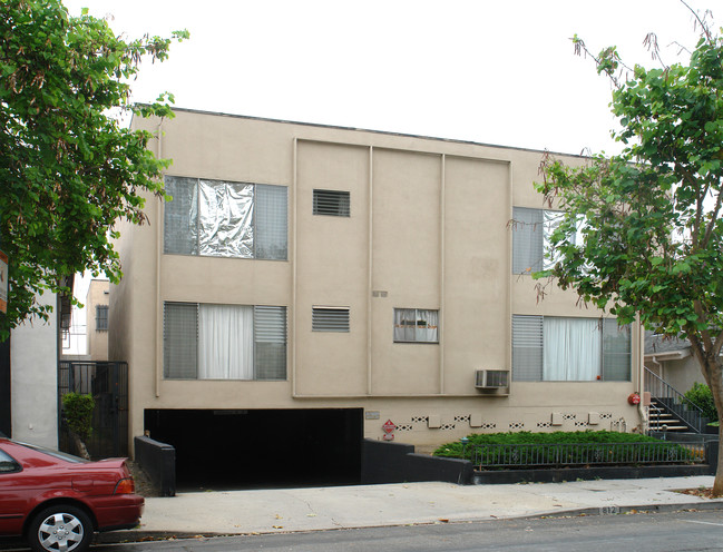 812 Westbourne Dr in West Hollywood, CA - Building Photo - Building Photo