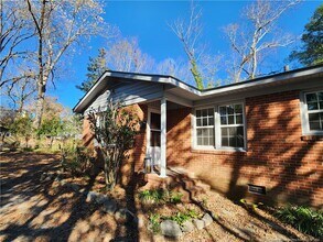 1108 Norwood St in Fayetteville, NC - Building Photo - Building Photo