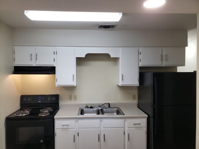 29 6th St in Shalimar, FL - Building Photo - Building Photo