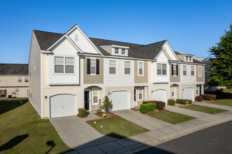 Calloway Glen in Charlotte, NC - Building Photo - Building Photo