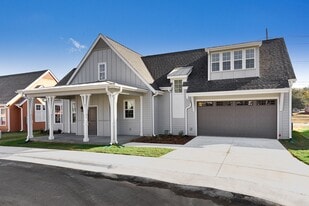 Memorial Village in Huntsville, AL - Building Photo
