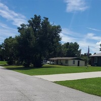 37204 Nicole Ave in Zephyrhills, FL - Foto de edificio - Building Photo